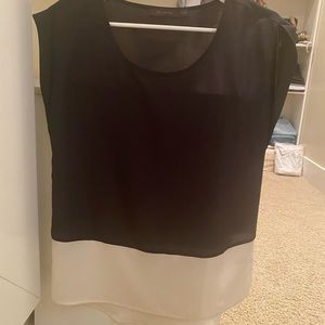 The Limited black and white short sleeve top